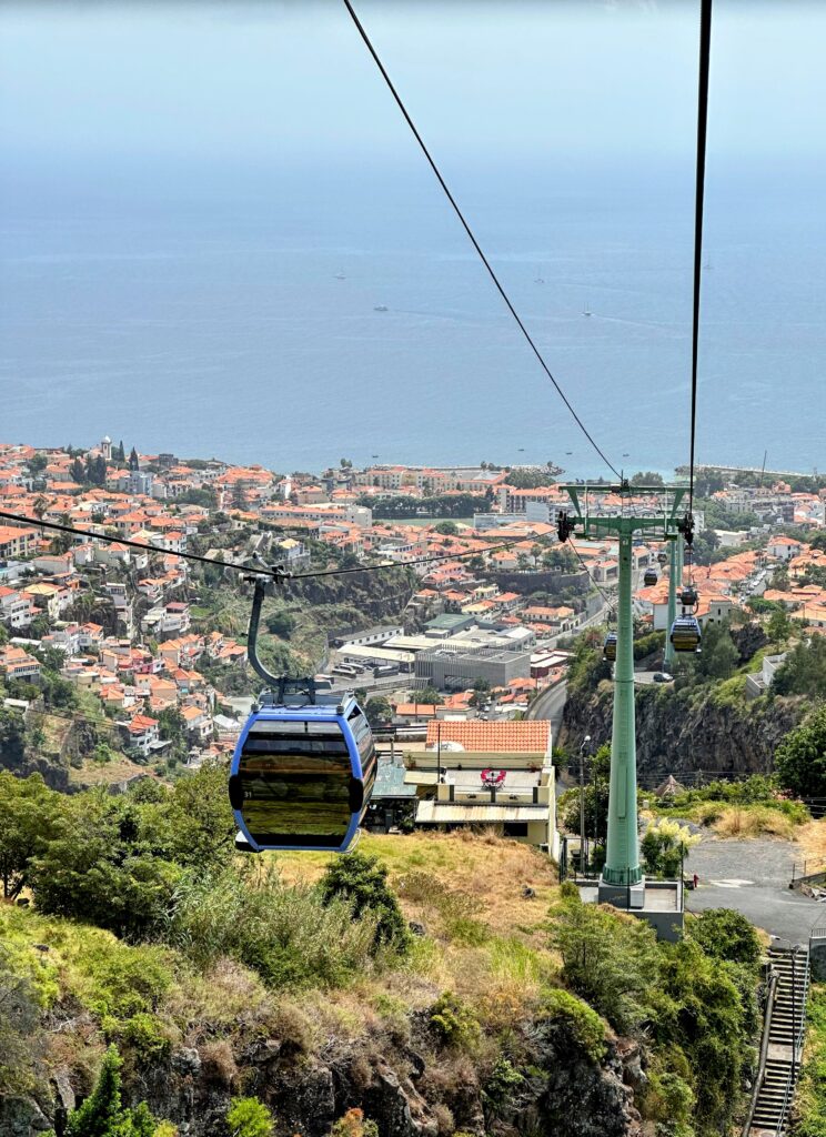 Madeira Funchal 9 744x1024 - Insula Madeira: destinația perfectă pentru iubitorii de natură