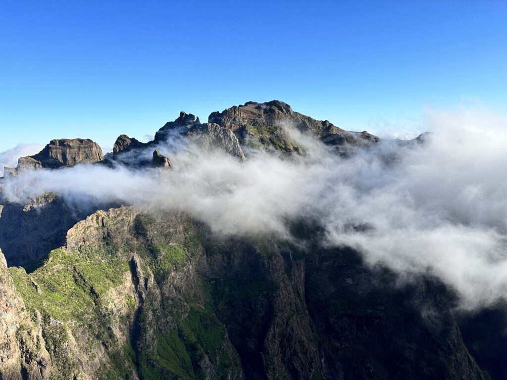 Madeira Pico do Arieiro 7 1024x768 - Insula Madeira: destinația perfectă pentru iubitorii de natură
